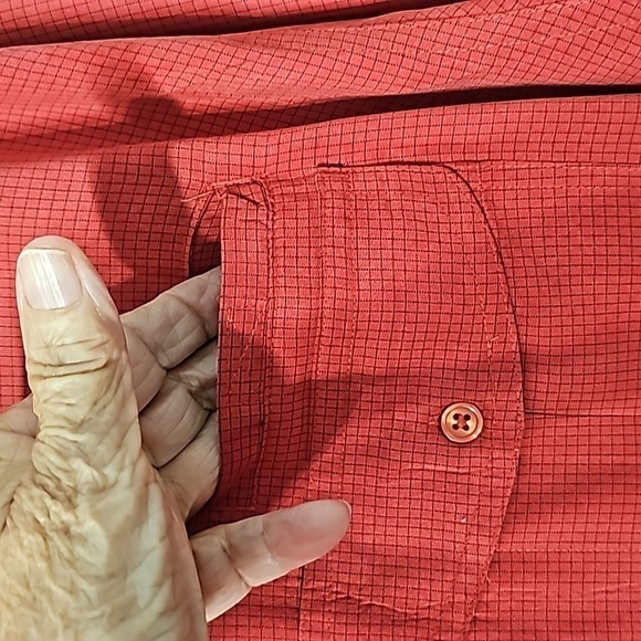 Travel Smith mens long XXL long sleeve shirt. Casual button down. Rust/red color - Picture 5 of 9